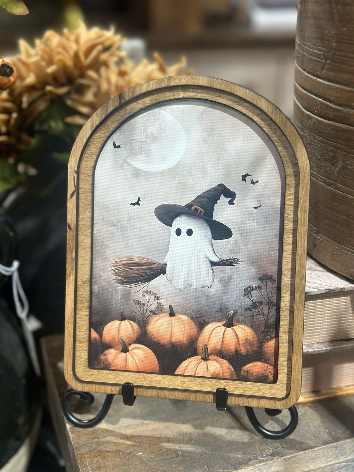 Red Arch 6x8 Ghostie Witch