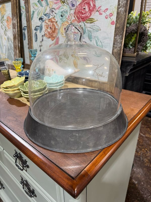 Ger Md Glass Cloche w/black Metal Base 11.81x9.25