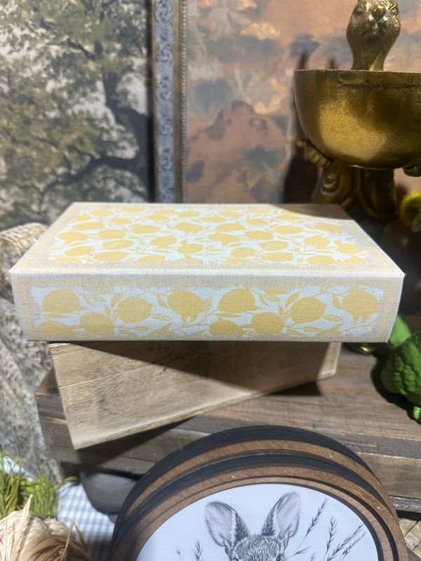 AB Sm Lemon Book Box 8.25x5x2