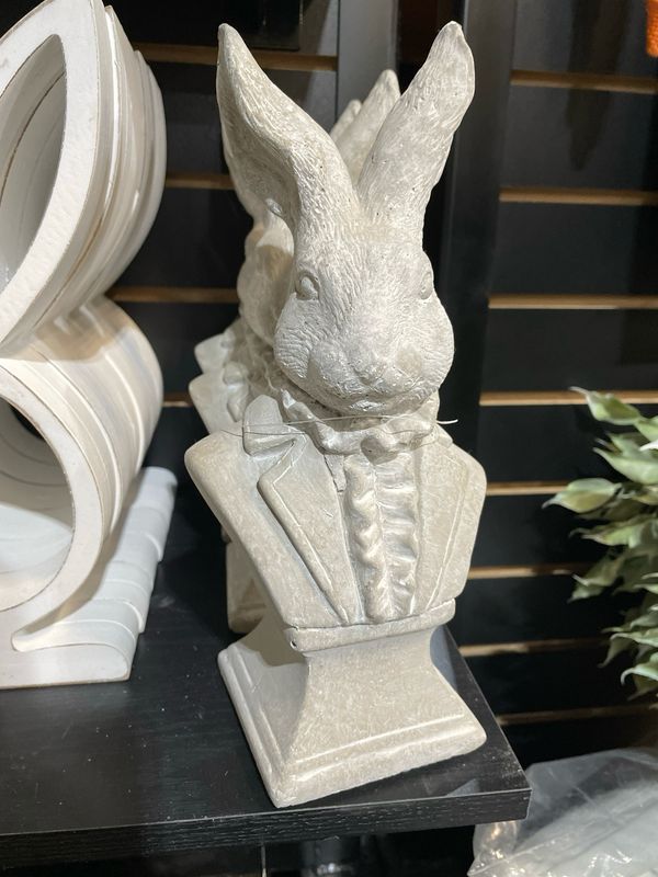 AB Rabbit Bust Accent 11.5"