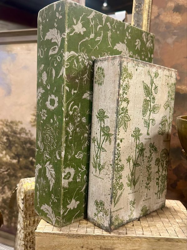 AB Lg Green Floral Book Box 10.75x7x2.75