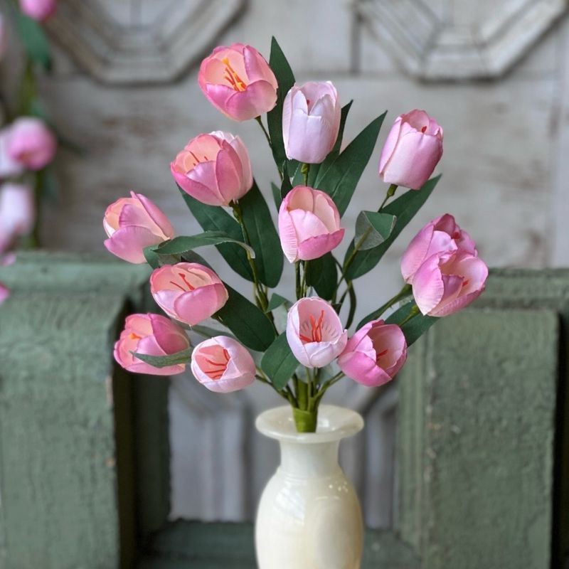 Lan 16" Releve' Tulip Bush