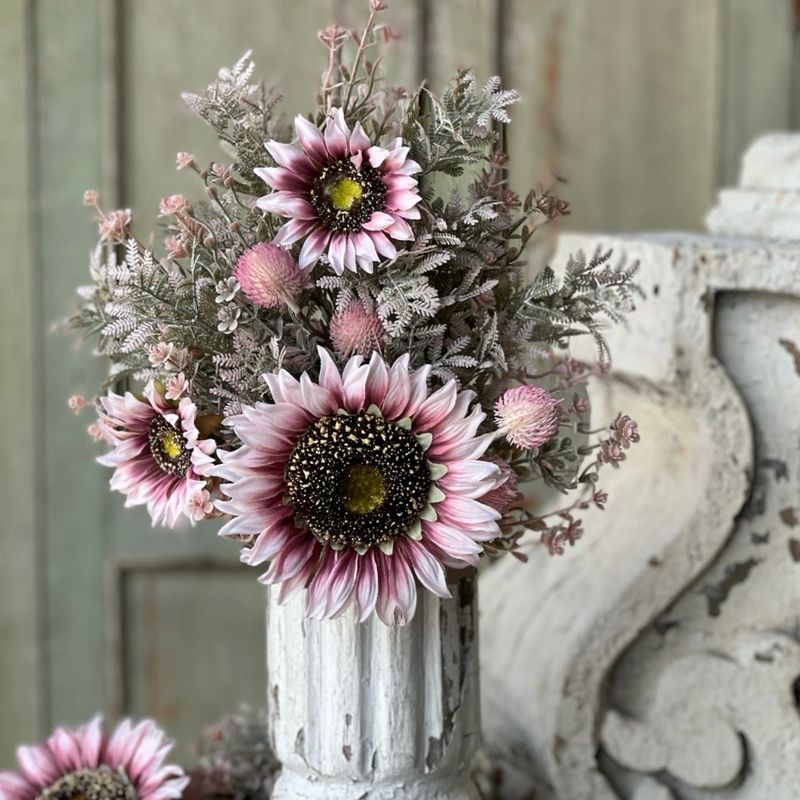 Lan 20" Blushing Fields Bouquet