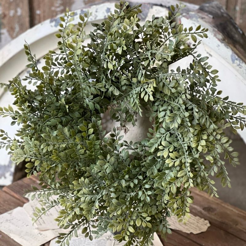 Lan 22&amp; Parterre Leaves Wreath