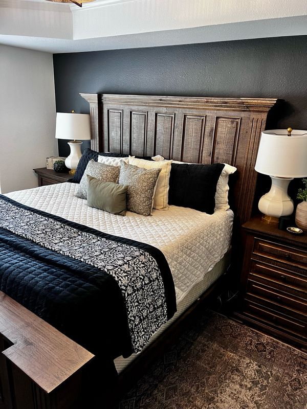 SHP Charlotte Honey King 77hx90.5w