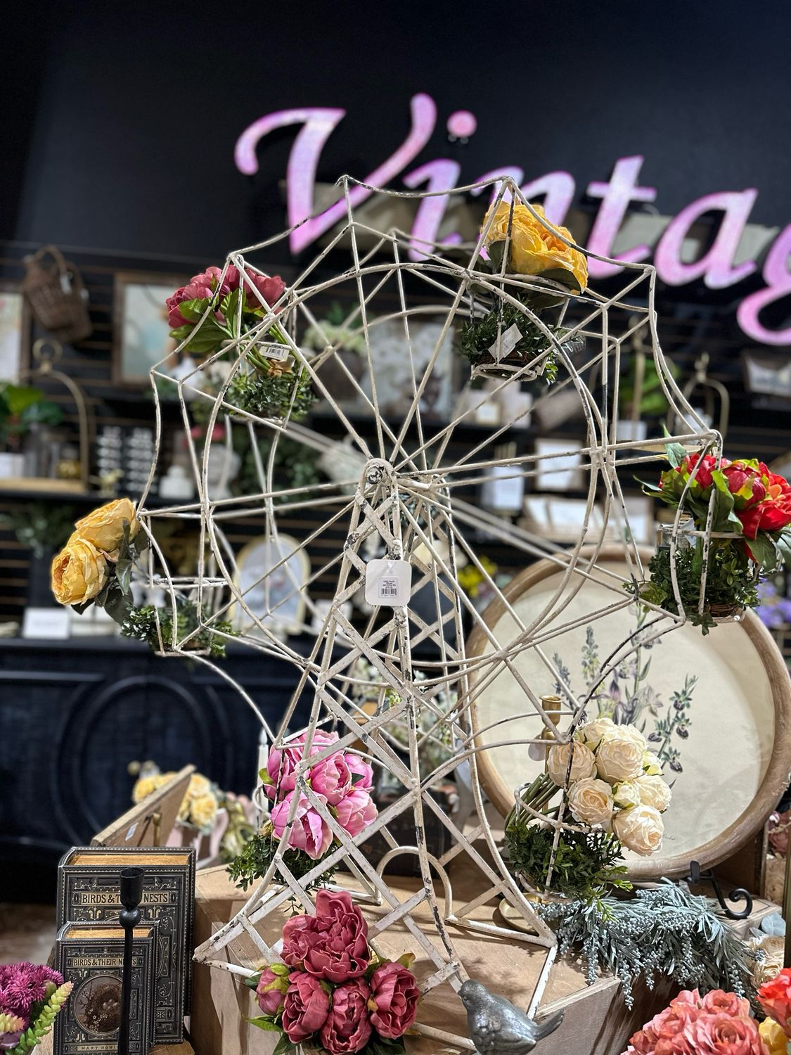 CMA Ferris Wheel 38hX29w Wh