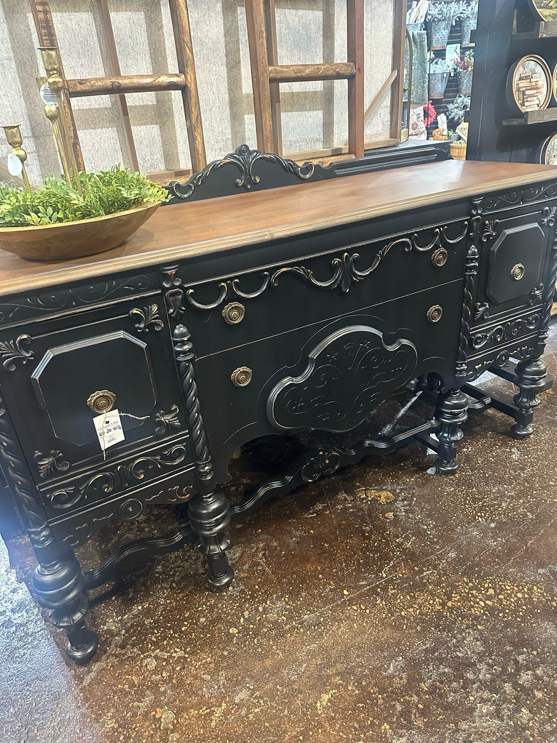 VV Anchor Leg Buffet 66x20x40.5