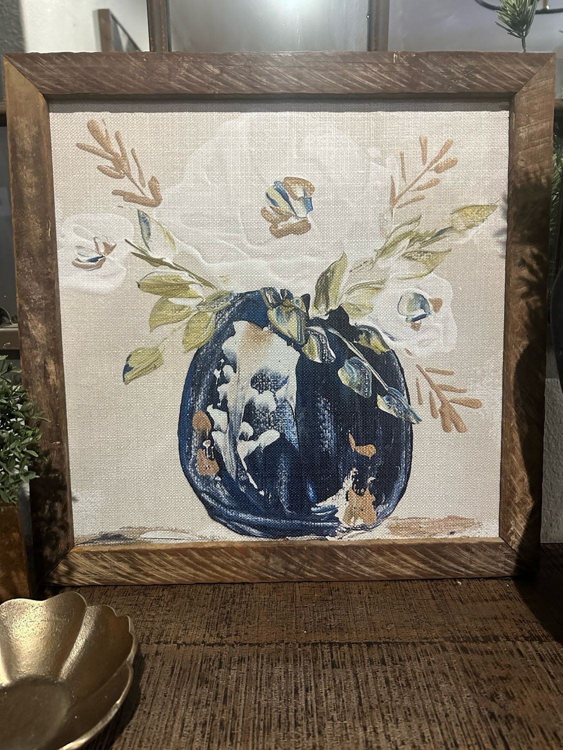 SCM 18x18 Big White Flower