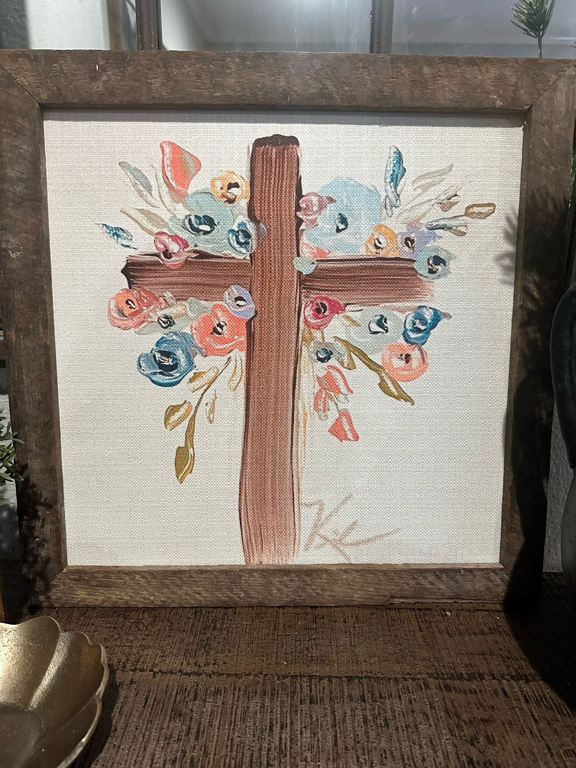 SCM 18x18 Cross W Flowers