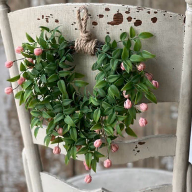 Lan 10" Pink Billows Buds Wreath