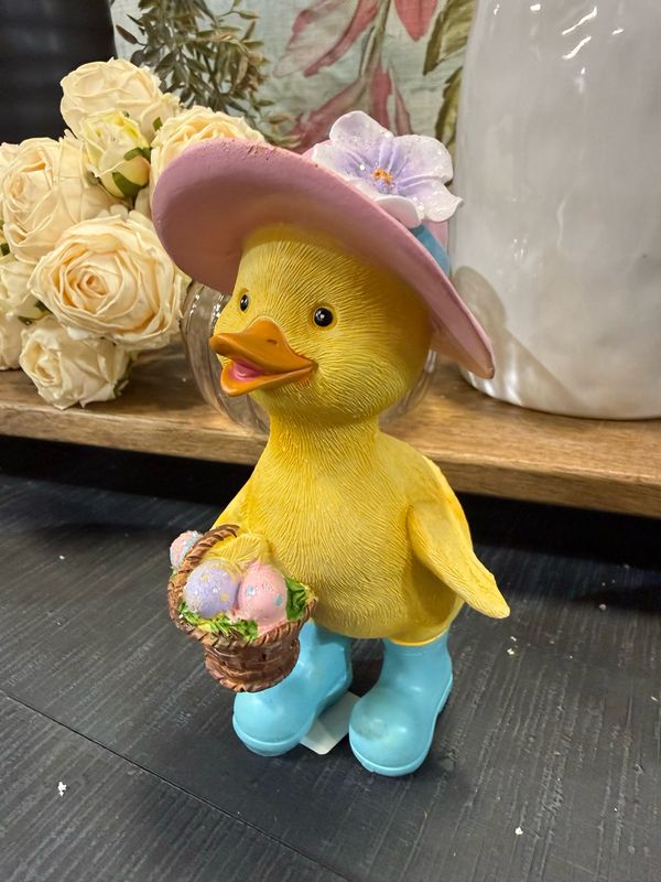Ger 6" Pink Hat Duck