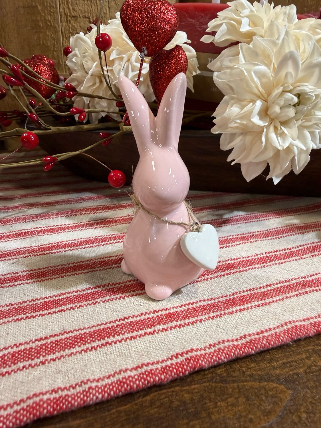 Ger 3.75" Pink Bunny White Heart