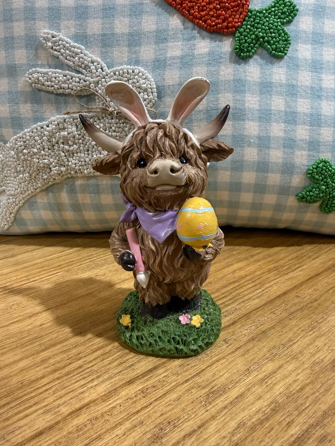 Ger 5.5" Yellow Egg Easter High