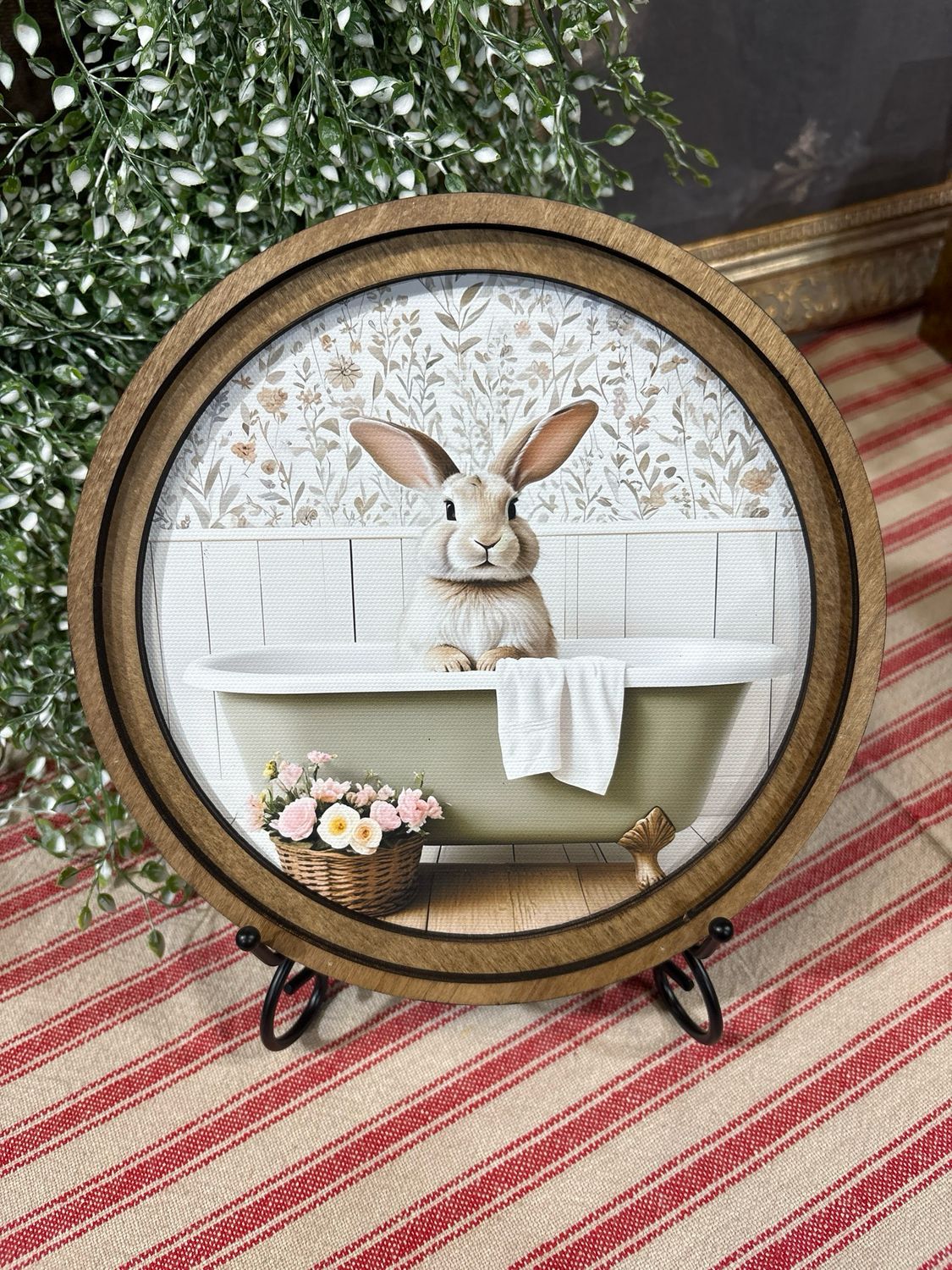 Red 8" R Bunny In Tub