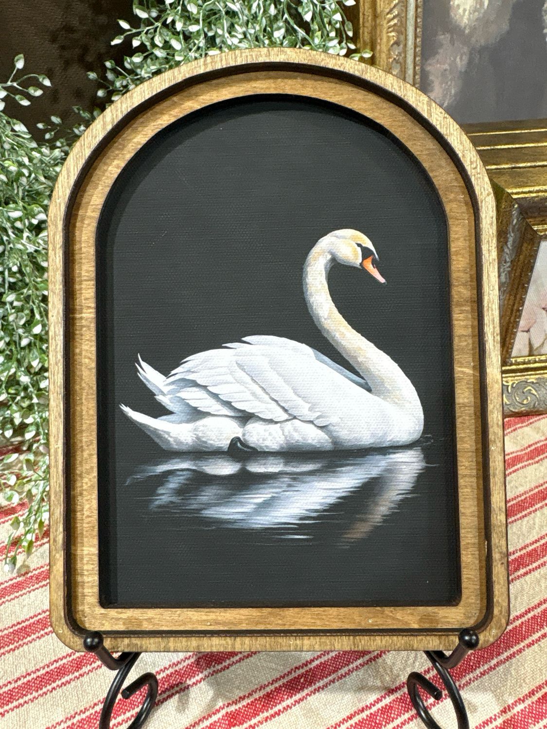 Red Arch 8x6 Swan
