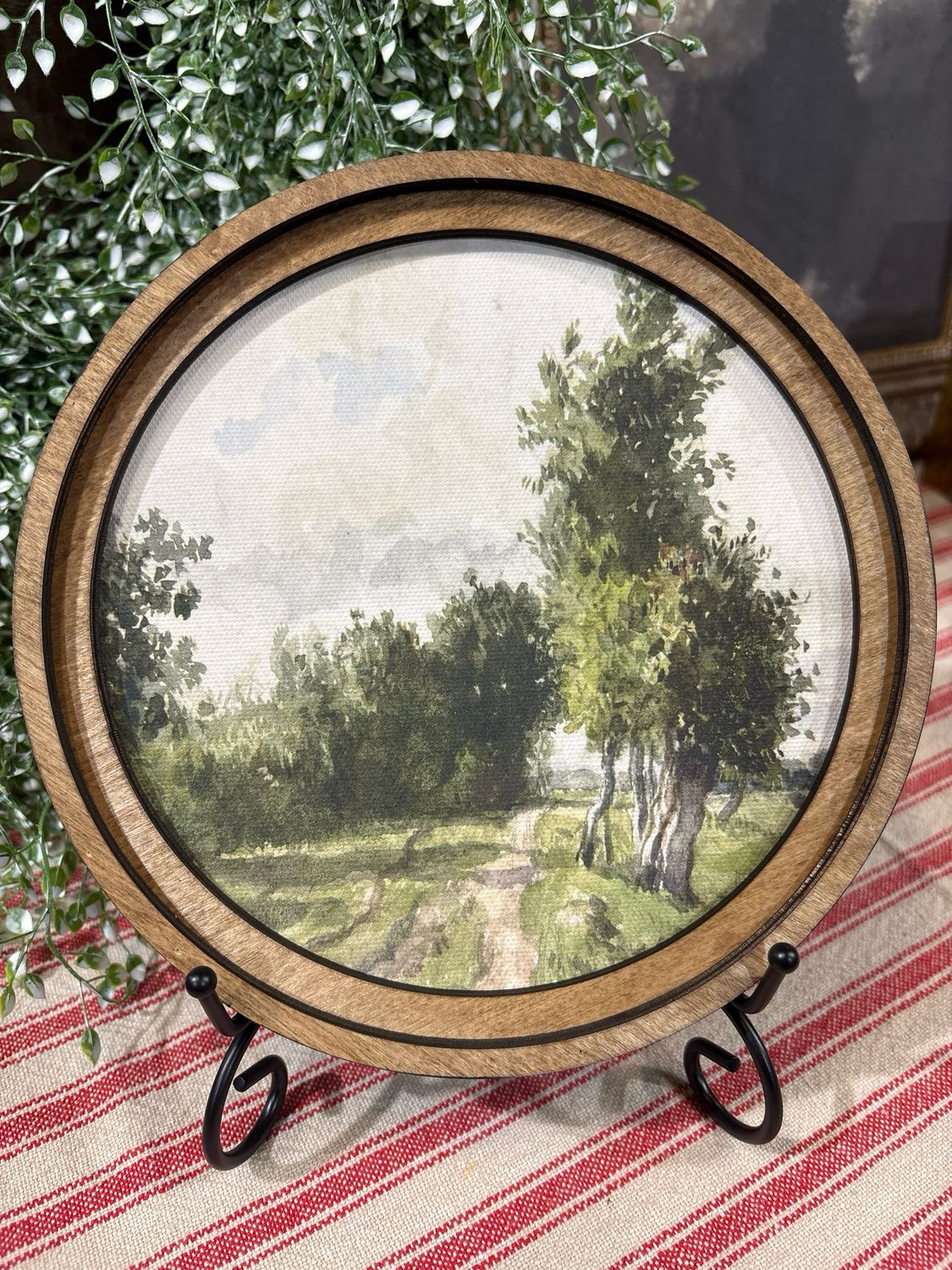 Red 8" R Dirt Road Landscape