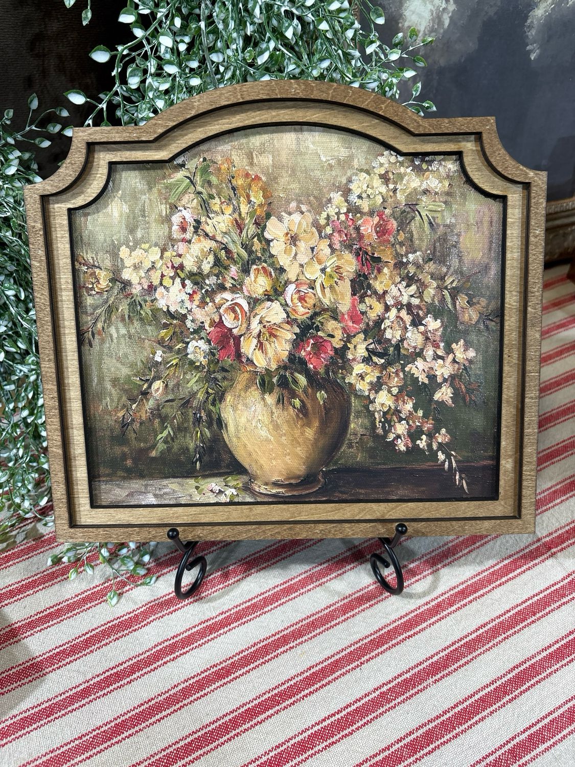 Red 10x9 Rustic Floral Vase