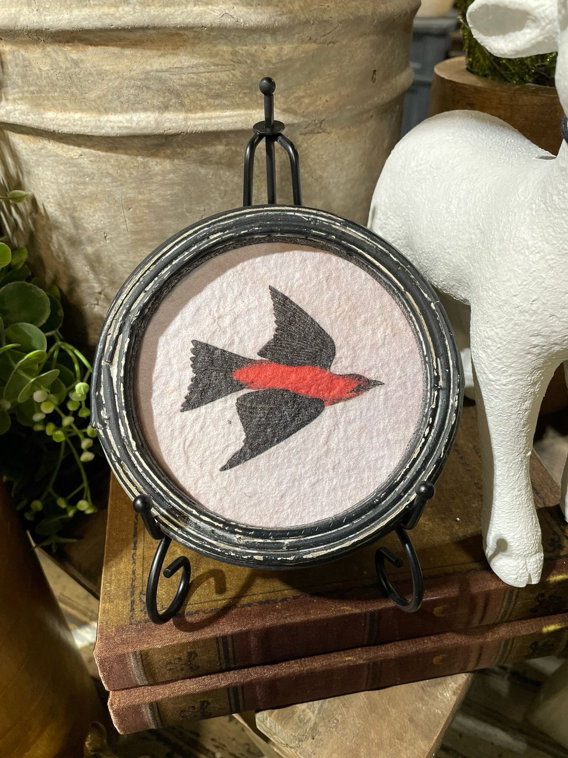 Lan 5" Red Bird Perched Portraits