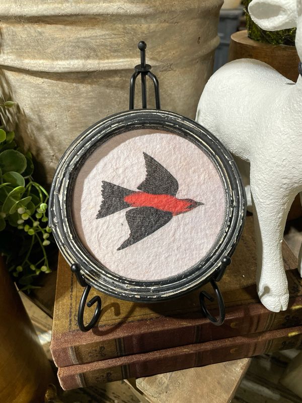 Lan 5" Red Bird Perched Portraits