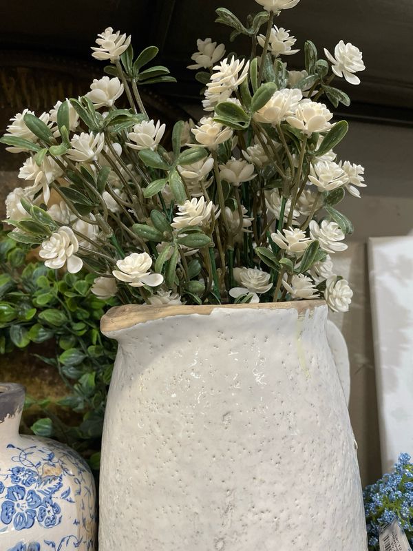 Lan 13" Cream Alabaster Buds Pick