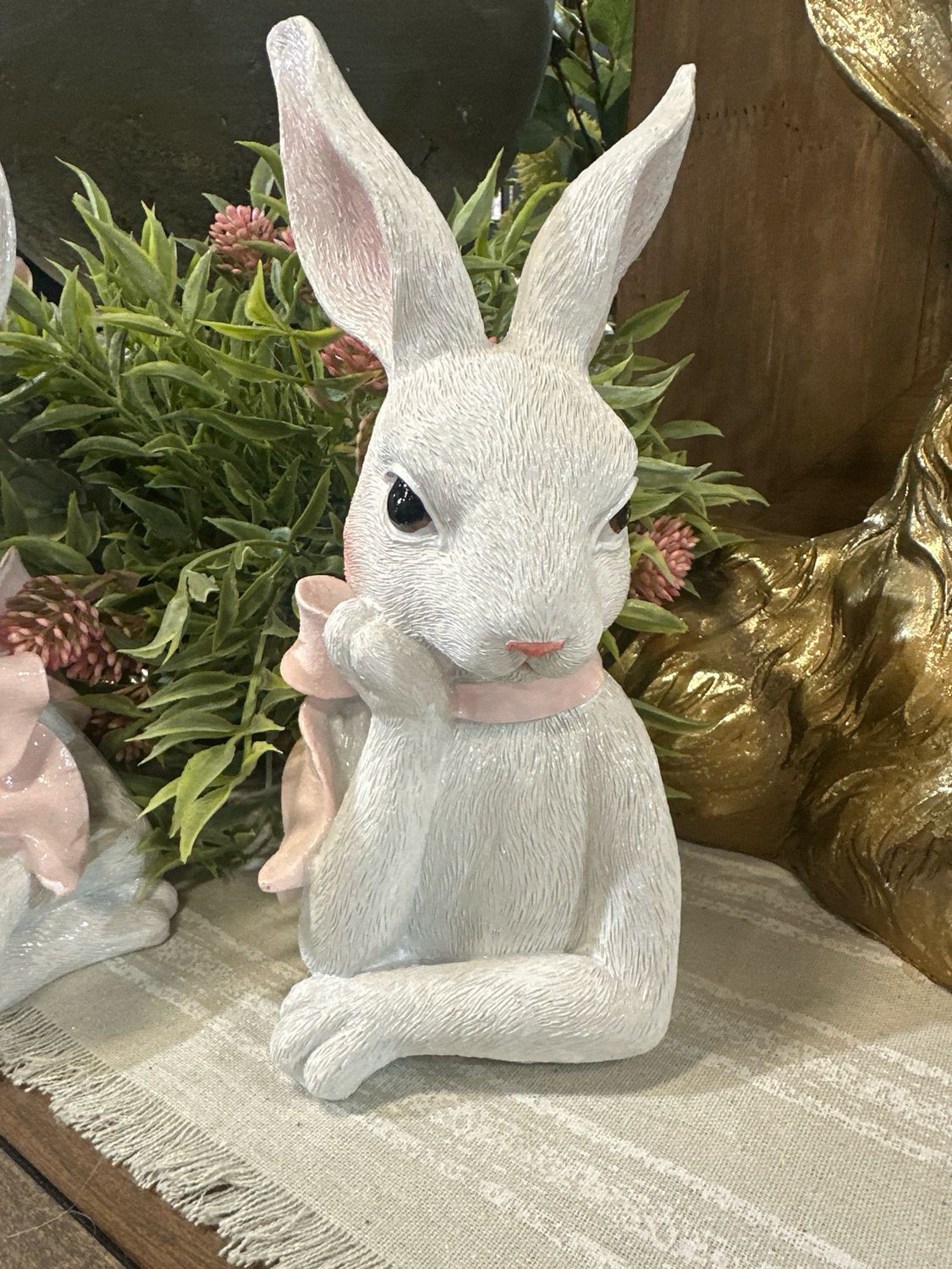 ARL 9" Hand On Cheek Pink Bow Bunny