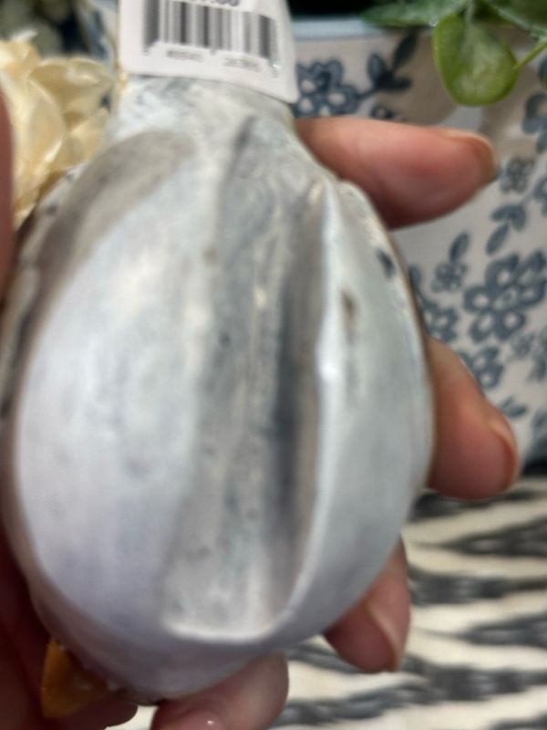WTC Cream\Tan Resin Pot Sitter Bird