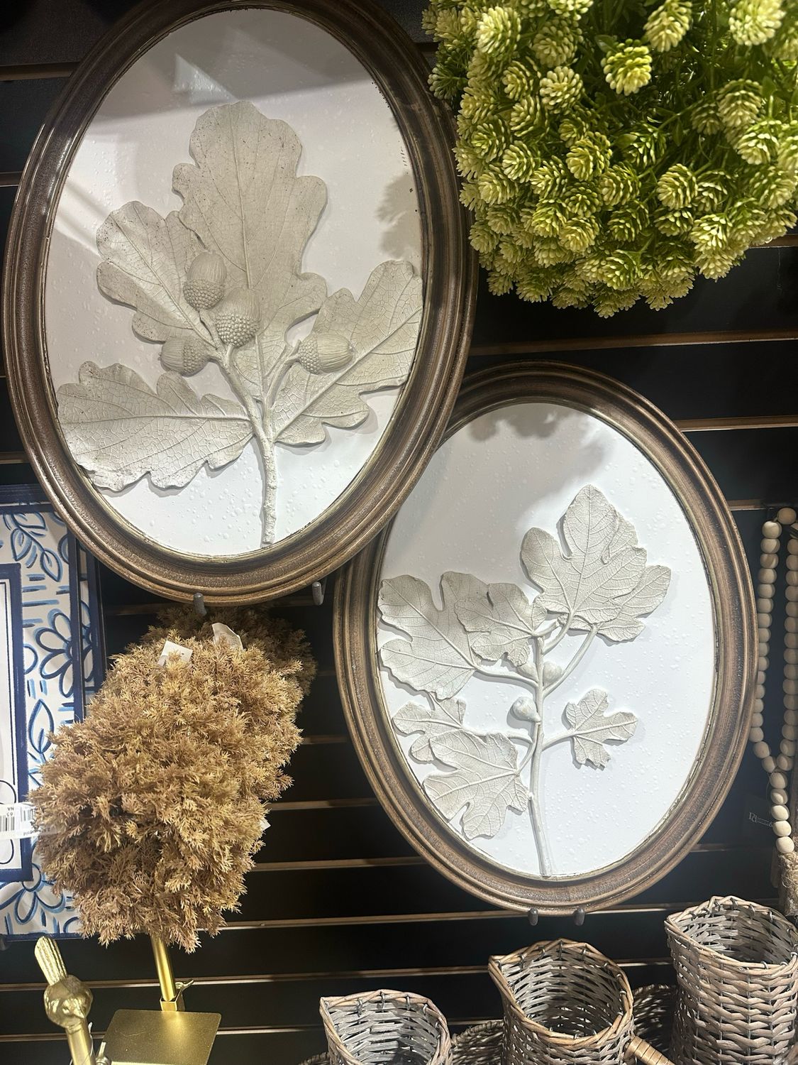 CCO Cast Leaves &amp; Acorns  2 Styles