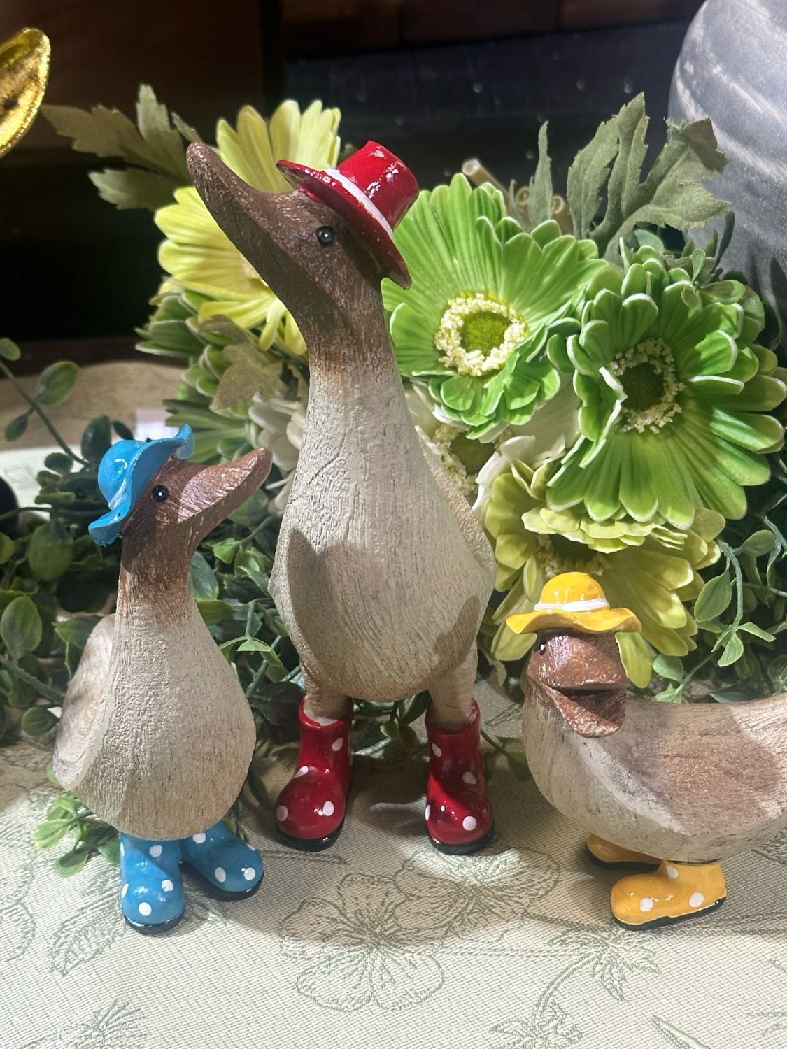 Ger Duck Yel Hat 4x3