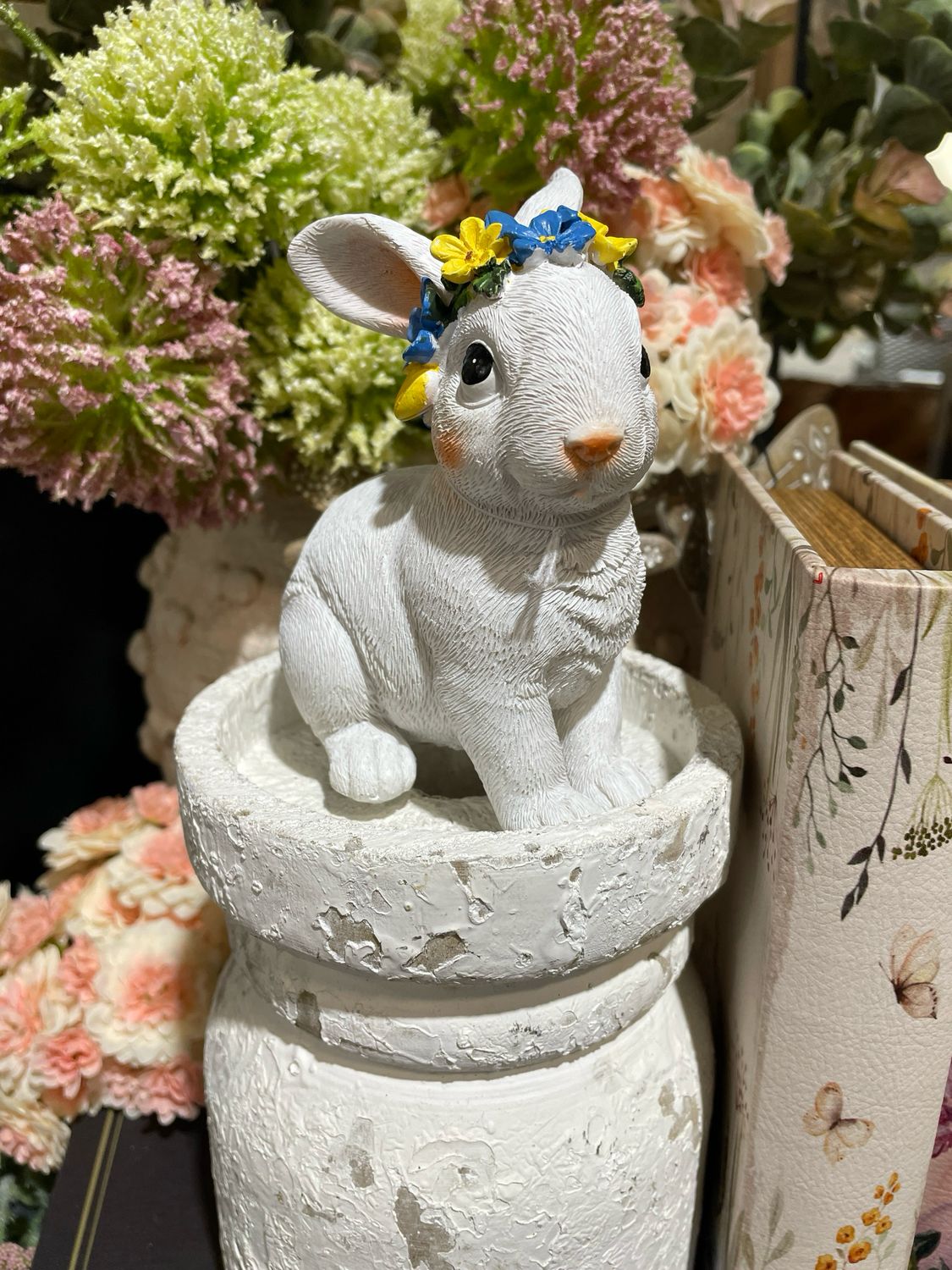 Han Sitting Bunny 4x5