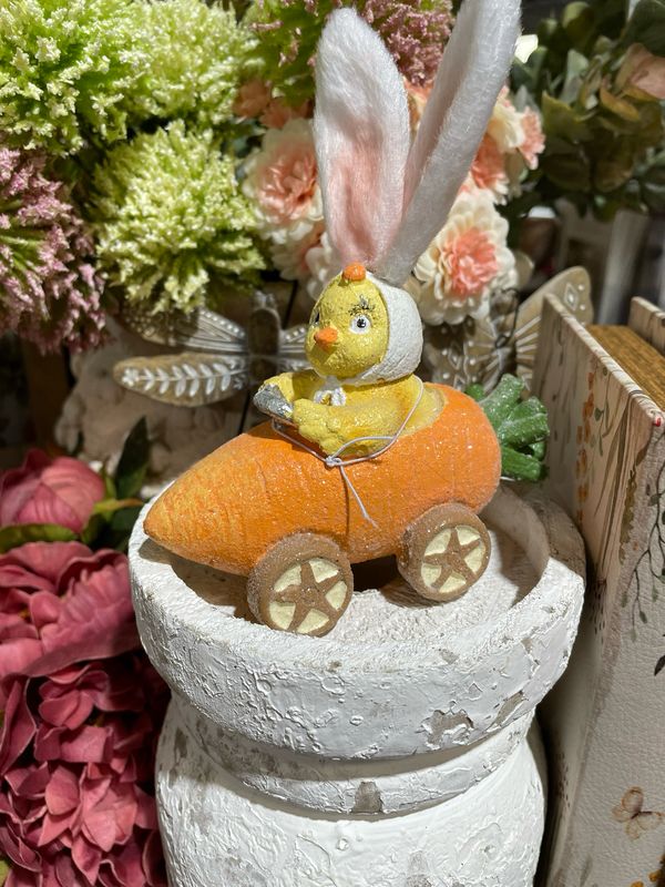 Han White Hat Easter Pals Carrot Car 4.5x5.25