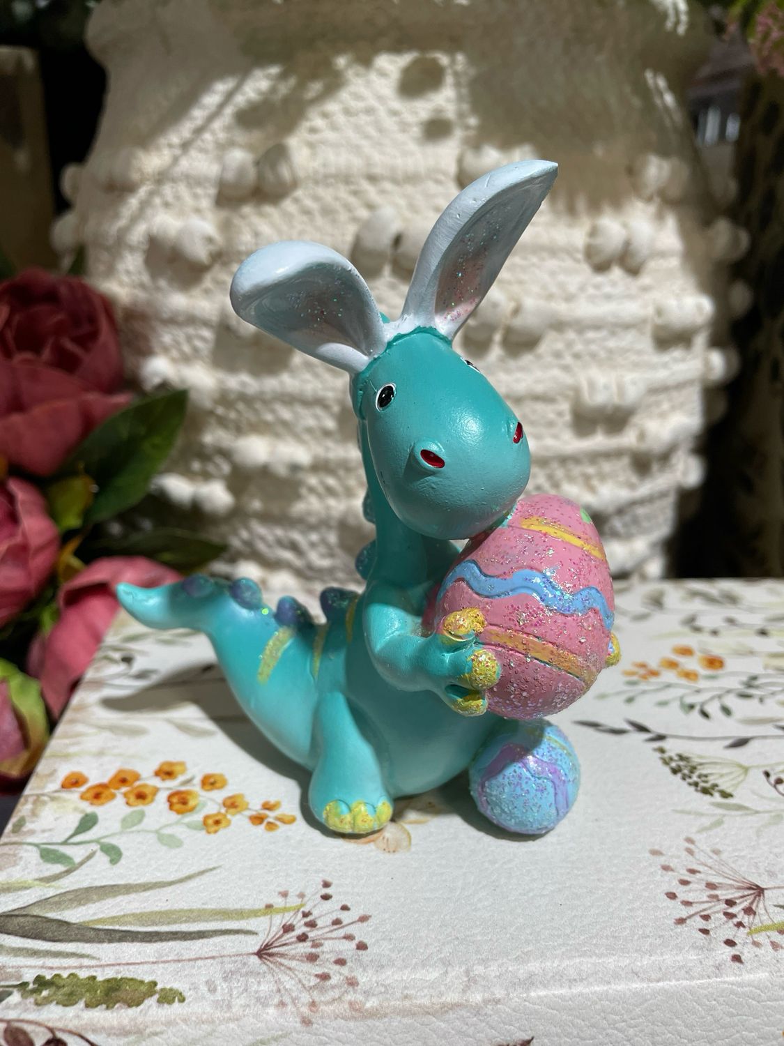 Han Green Bunny Ears Dino 4.5"