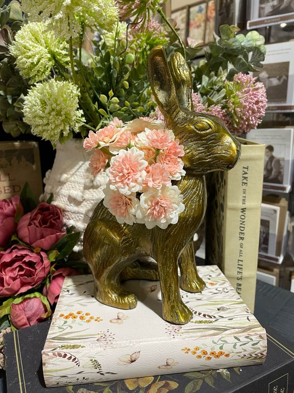 ACC Golden Hare Vase 6.5x3x10