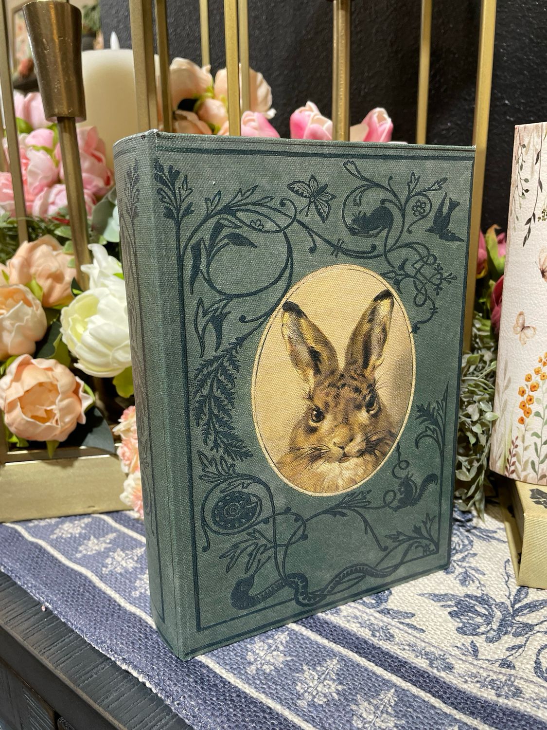 Aud Lg Rabbit Storage Book 9.25x6.75x2.5