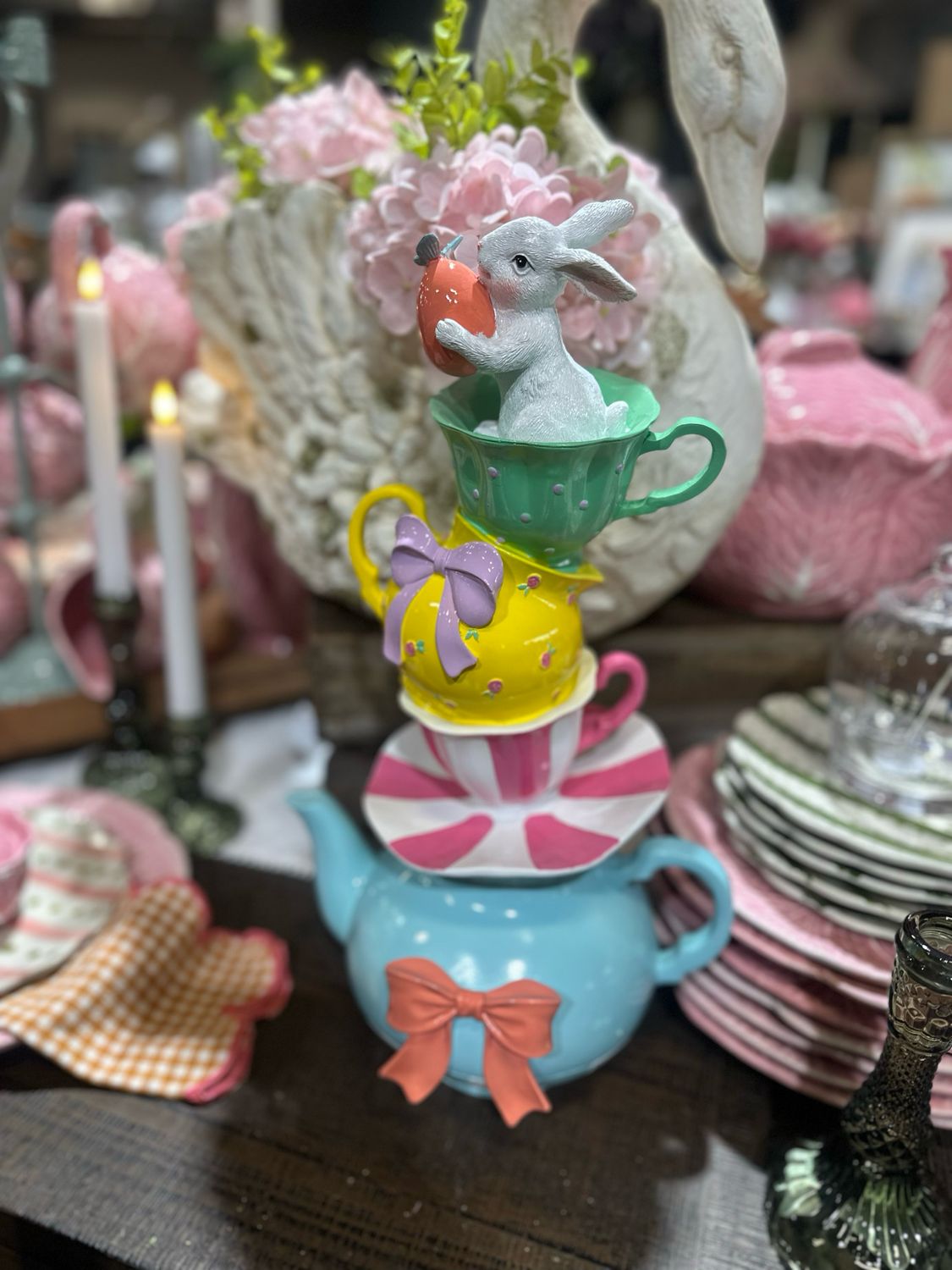 Fan 17.5" Egg Bunny Kettle