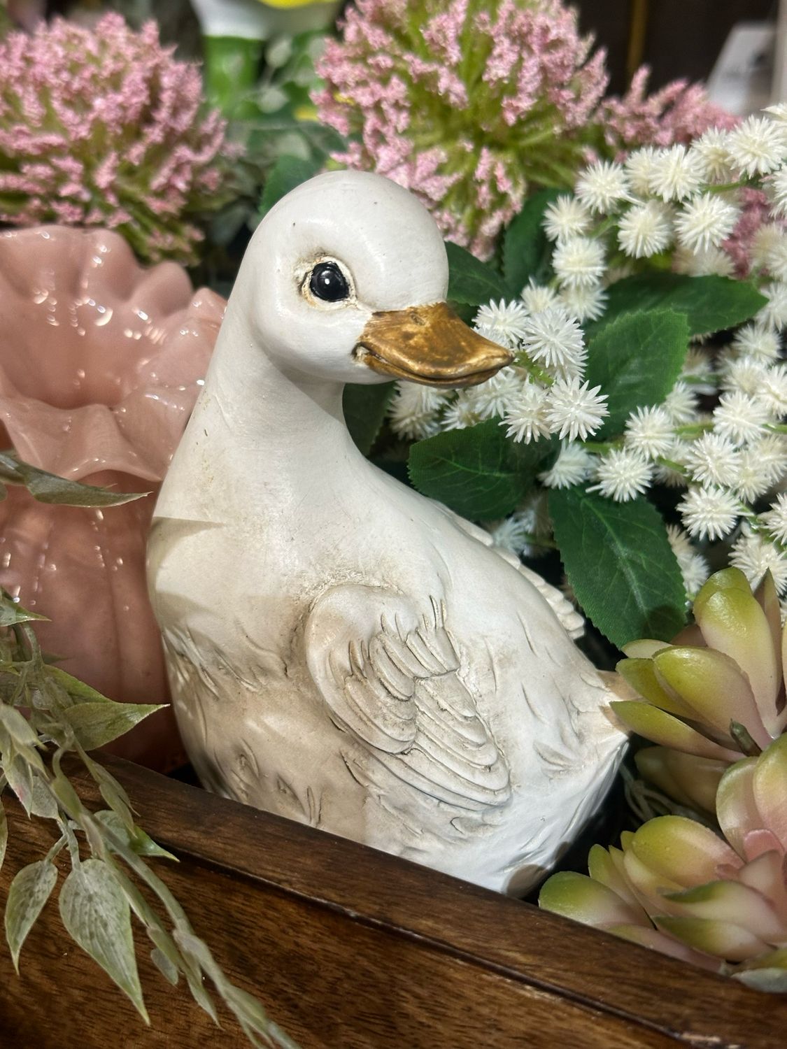 Fan 6" Facing Back Cream Duck