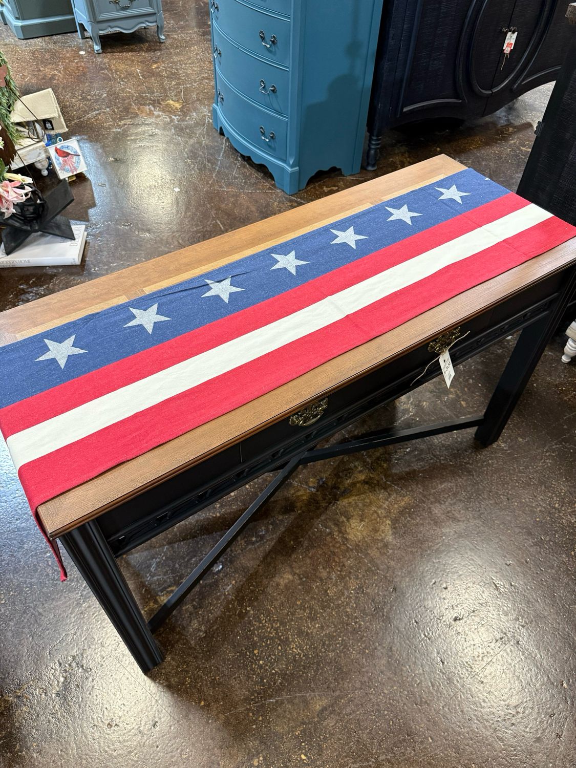 PBK Runner Flag 72x13 Red Wh