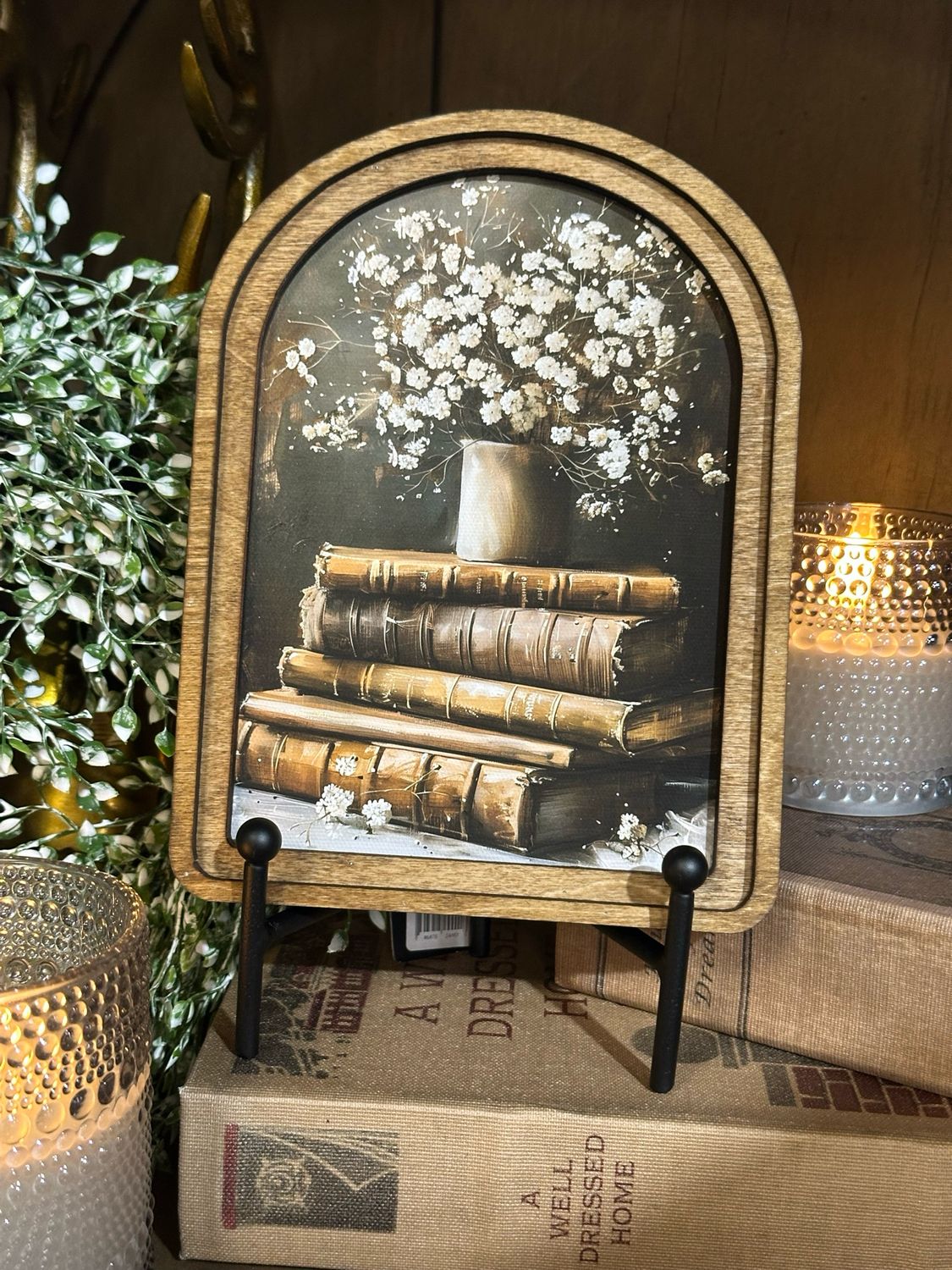 Red Arch 8x6 Books W Flowers