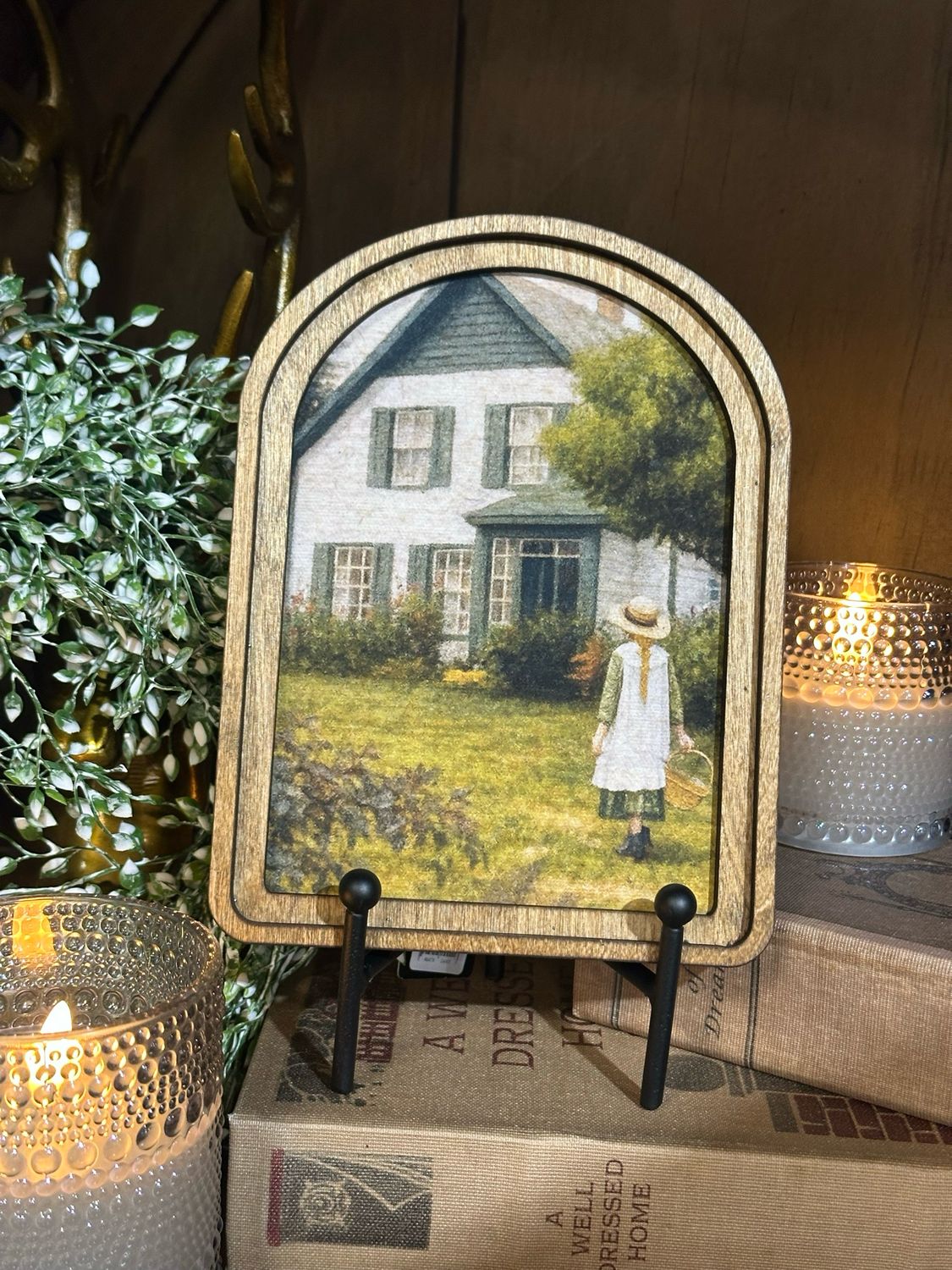 Red Arch 8x6 Green Gables