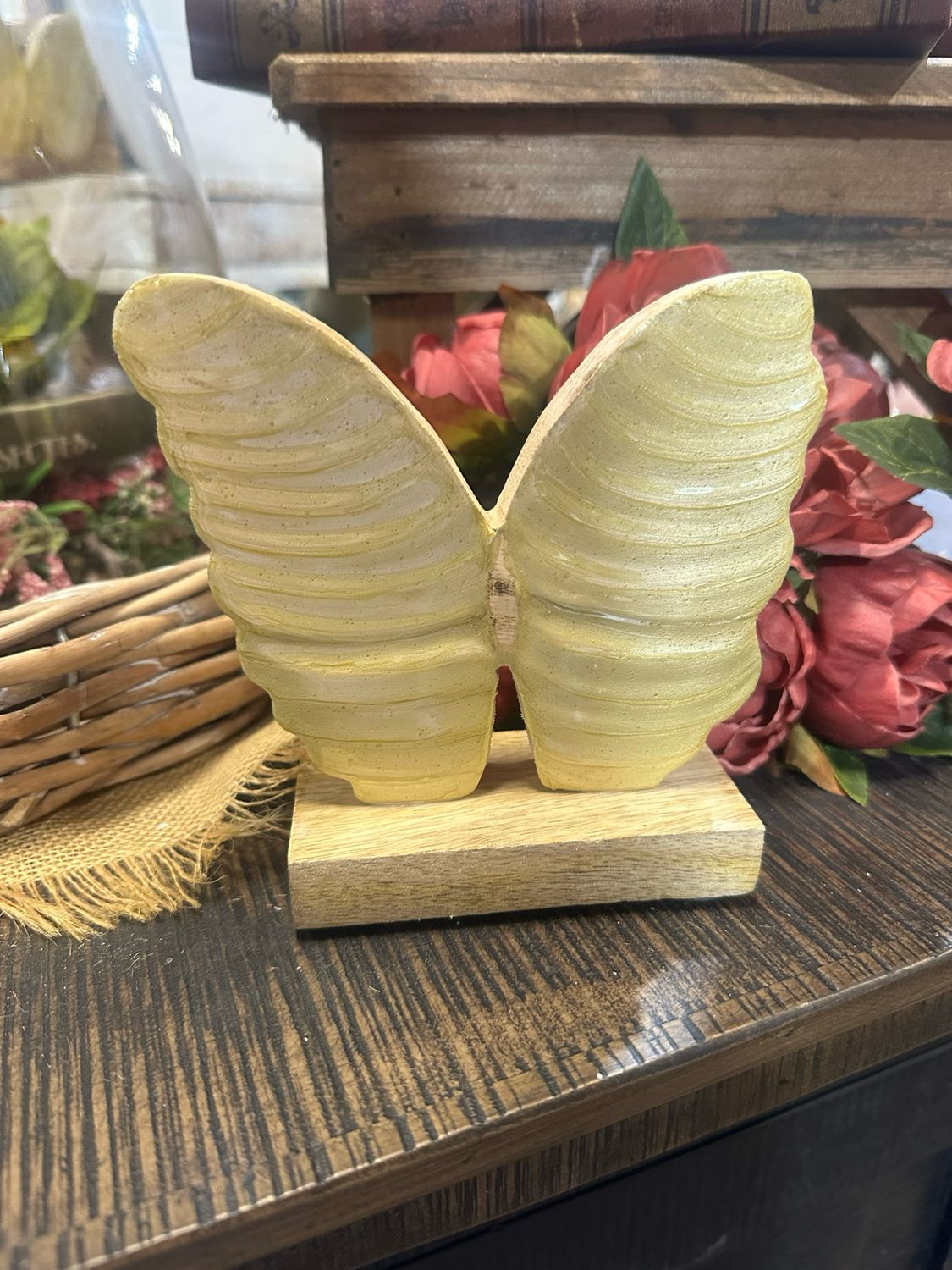 WTC Sm Yellow Butterfly Stand 5.5x5x2