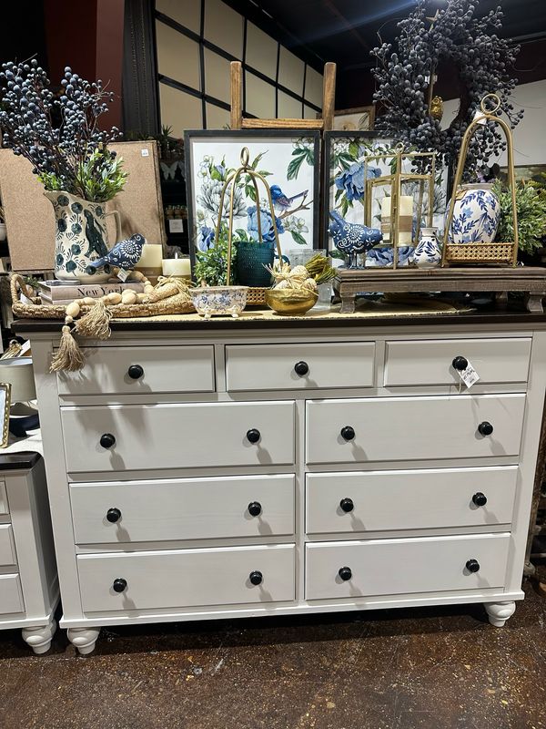 VV Glacier 9D Dresser 68x18x38