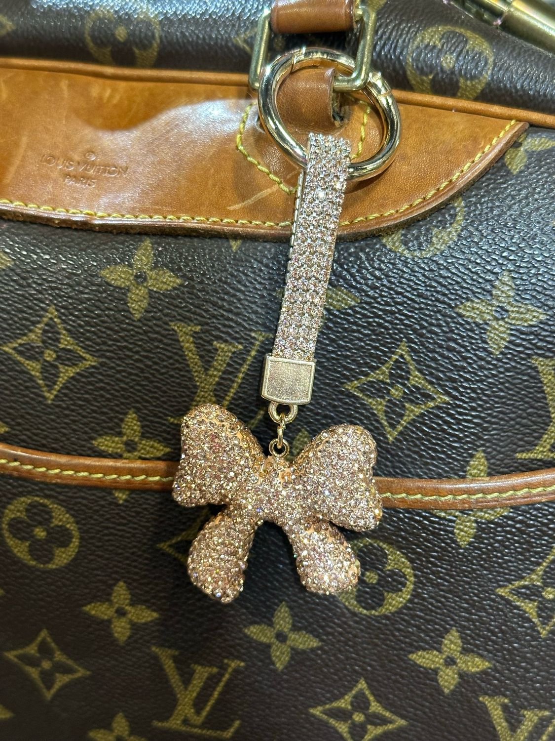 Yng Champagne Bejeweled Purse Charm