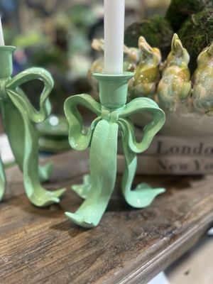 ARL  Md 7.75" Bow Candlestick Green