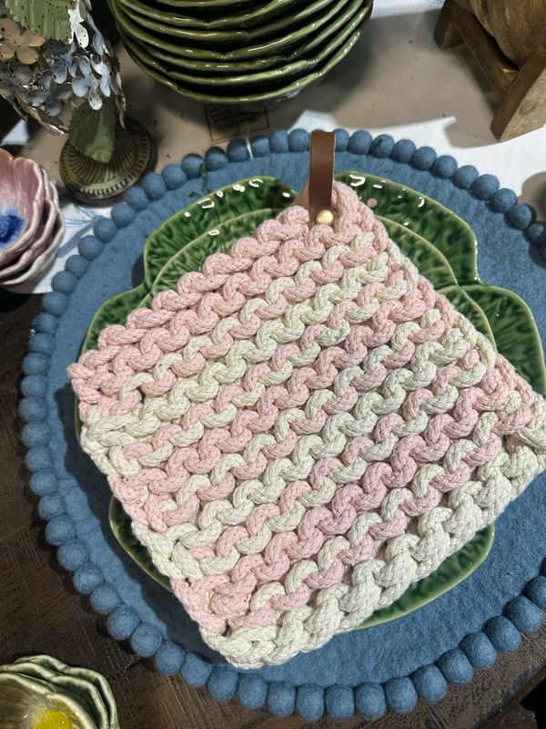 PDG Lt Pink Stripe Pot Holder