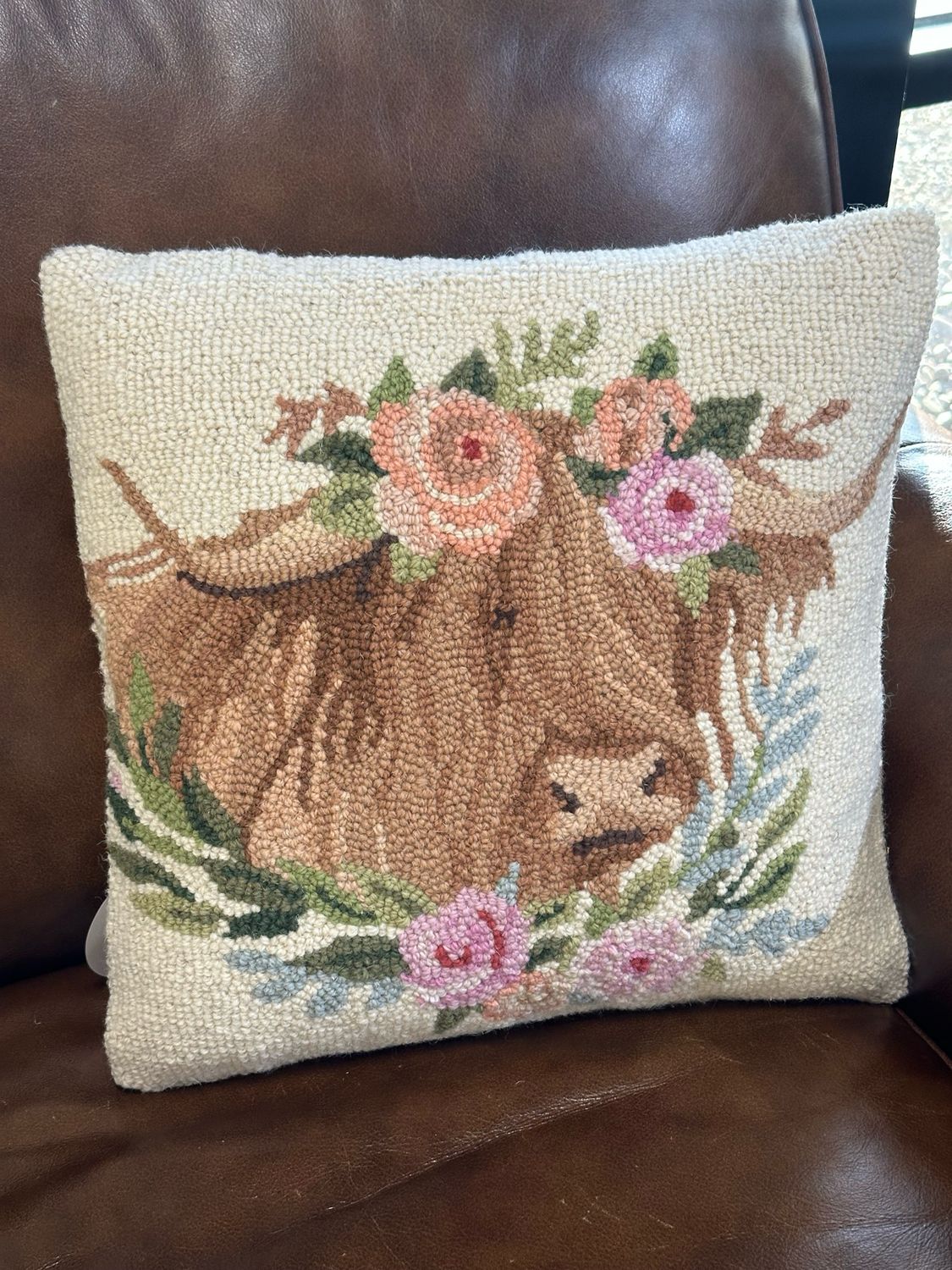 PHI Hook Loom 16x16 Highland Cow