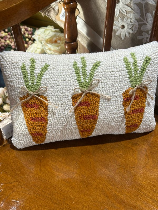 PHI Hook Loom 8x12 Carrot