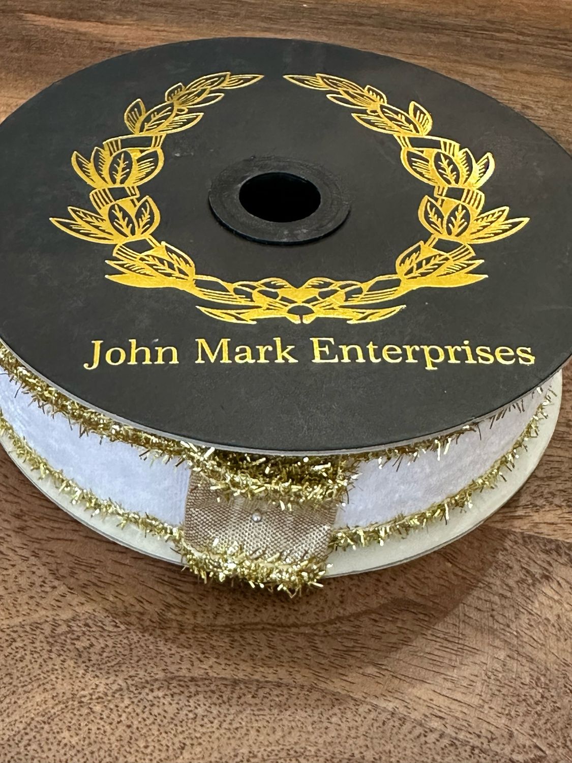 JME Velvet Tinsel Edge White 1x10