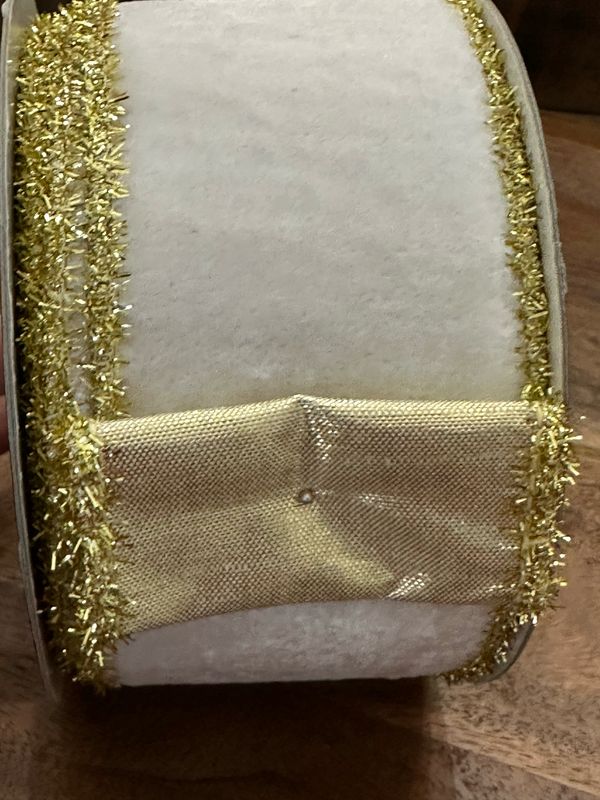 JME Velvet Tinsel Edge White 2.5x10
