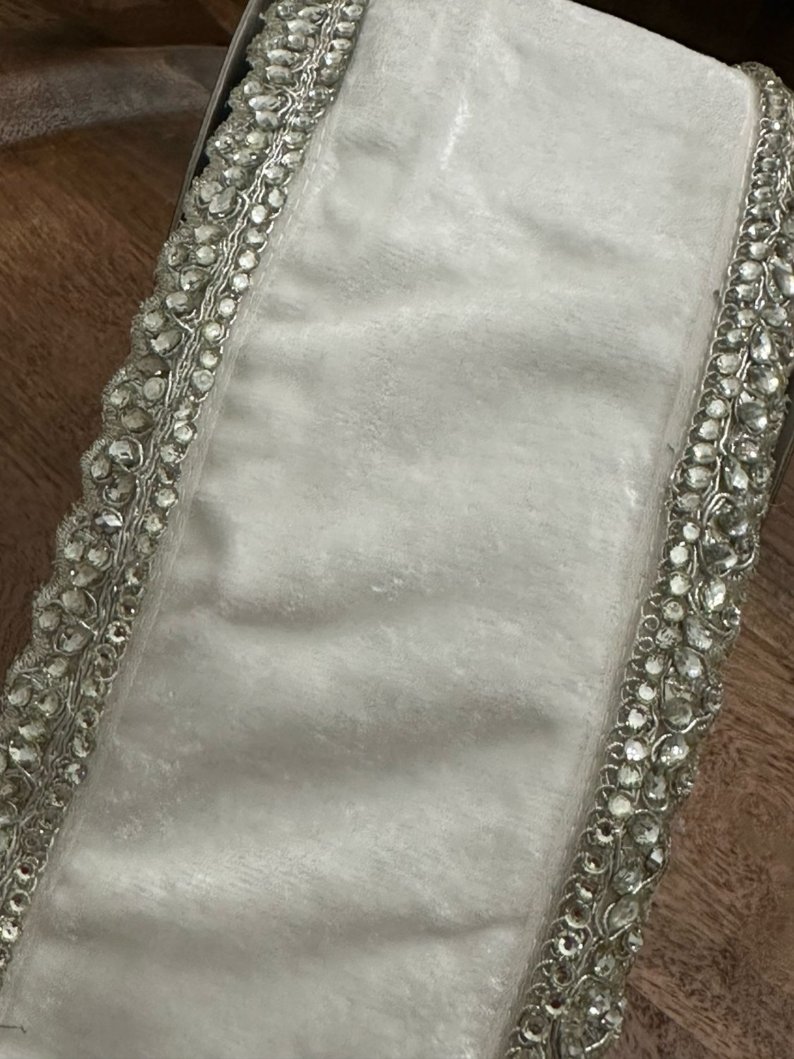 JME Wt Met Silver Jeweled 4x5