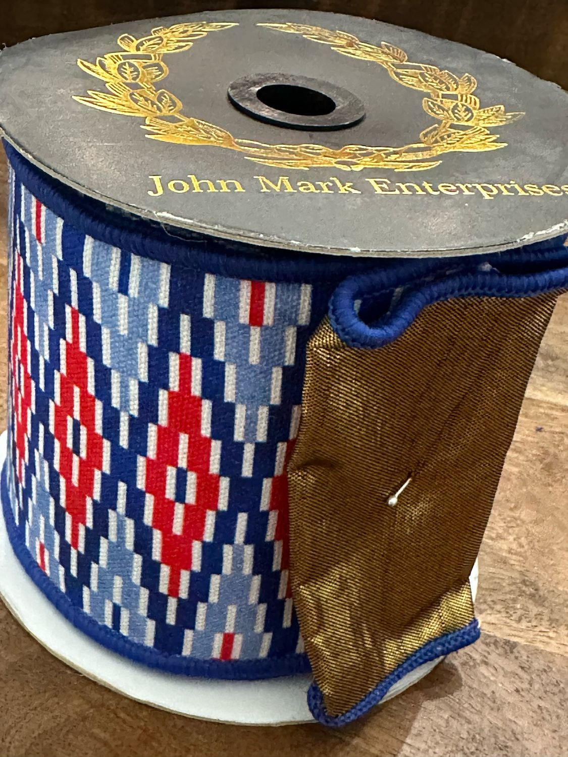 JME Patriotic Print Dupion Fused 4x10