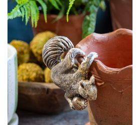 PDG Squirrel Pot Hanger